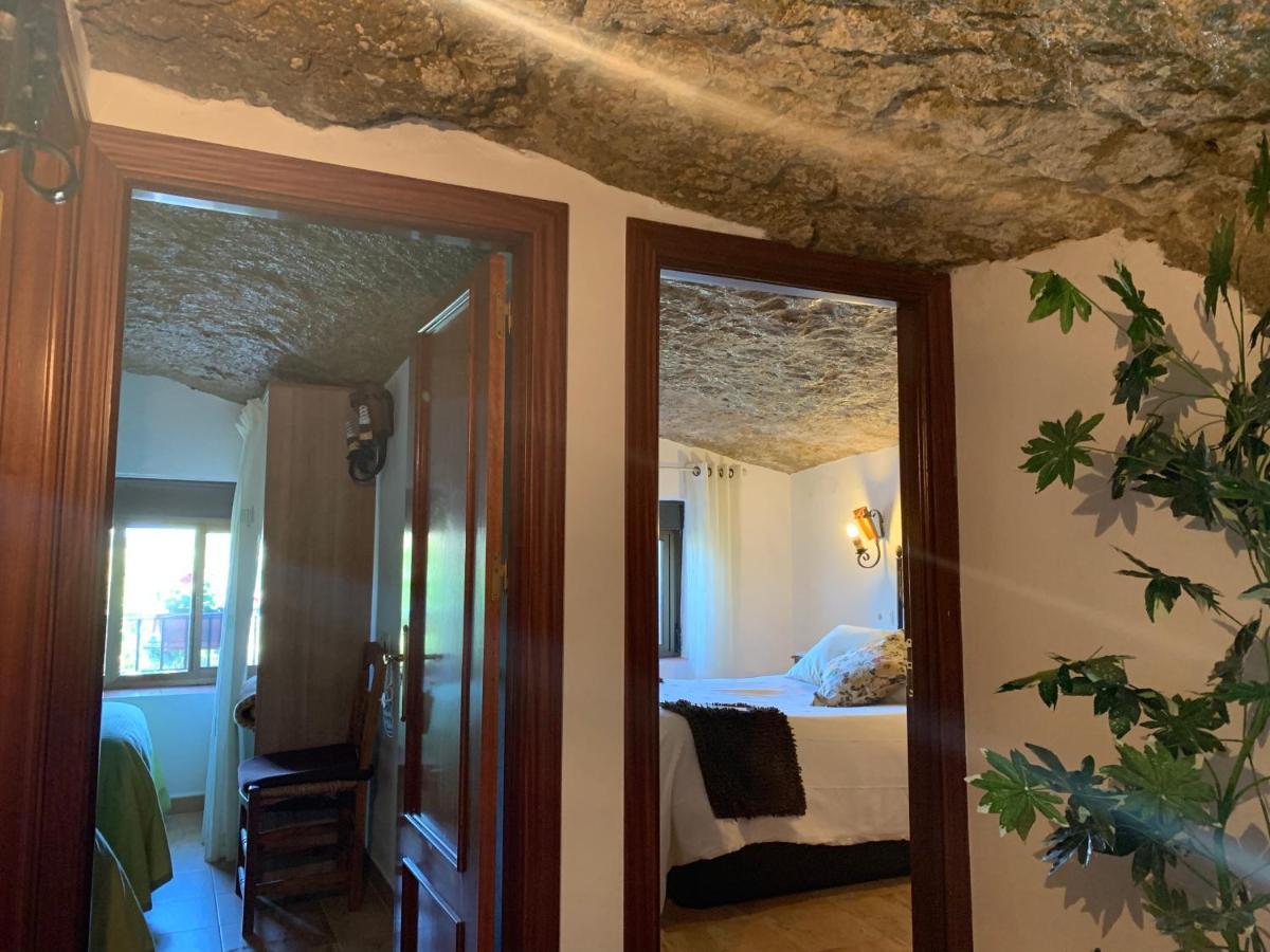 Setenil De Las Bodegas Casa Cueva "Las Calcetas"ゲストハウス エクステリア 写真