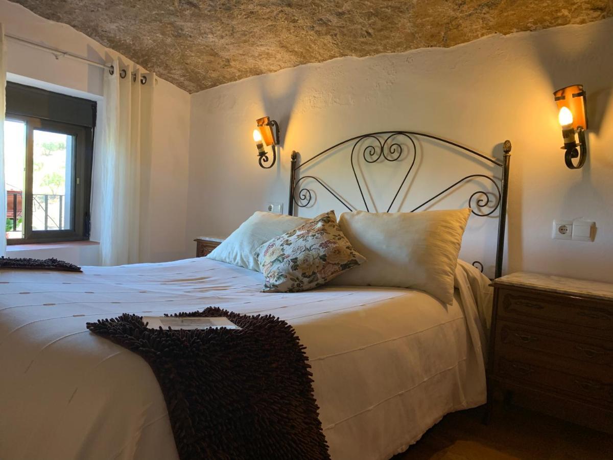 Setenil De Las Bodegas Casa Cueva "Las Calcetas"ゲストハウス エクステリア 写真